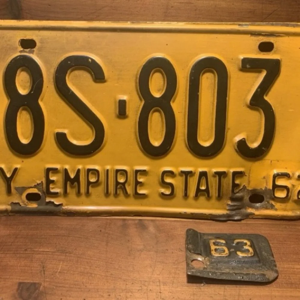 Vintage 1962 NY EMPIRE STATE License Plate 8S- 803 W/ 63 Tag